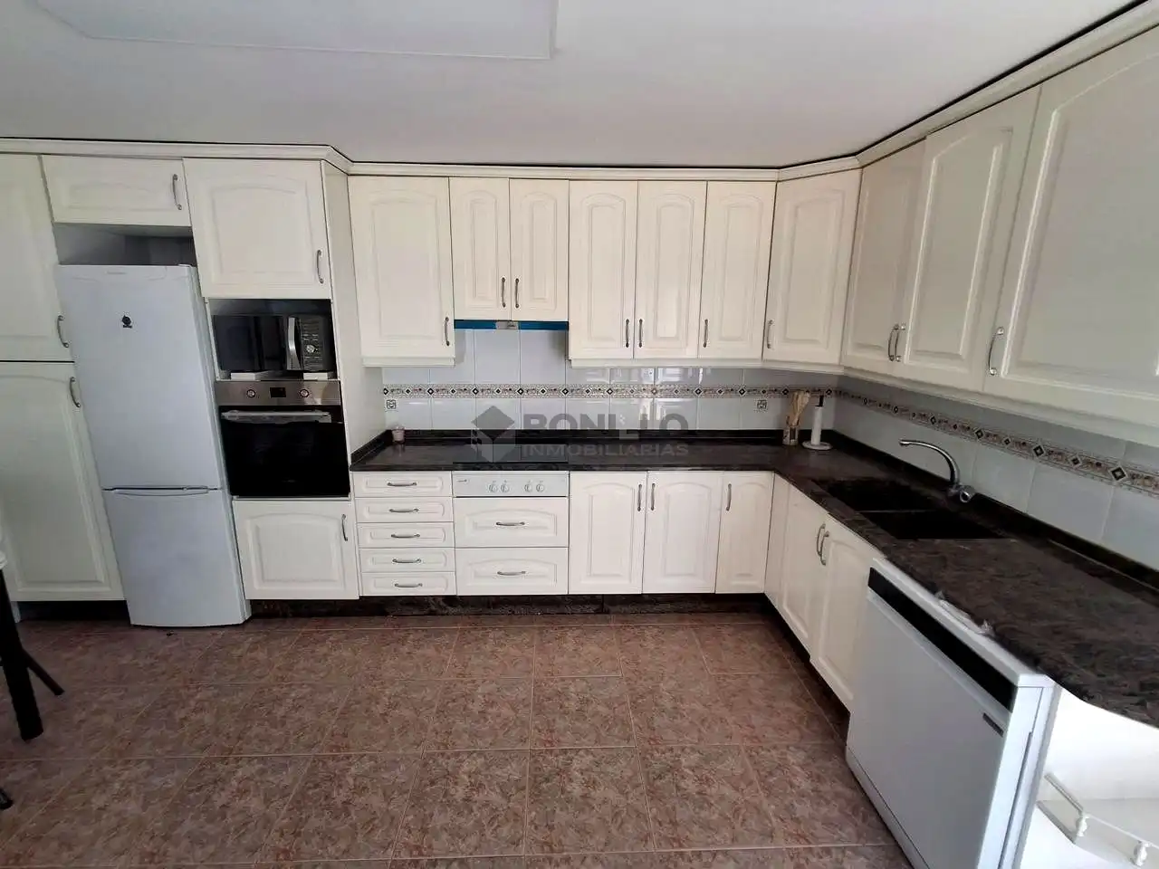 Kitchen of Ground floor for rent in Teruel  with Heating, Terrace and Furnished
