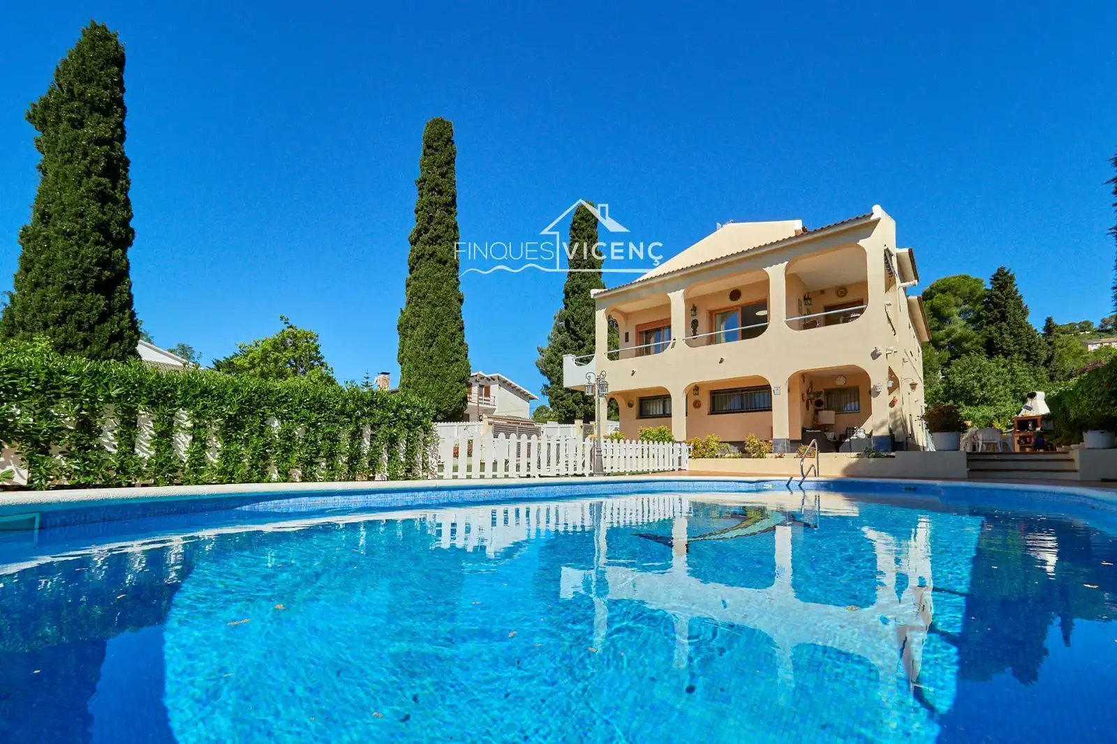 Villa mit Pool zum Verkauf in Masos