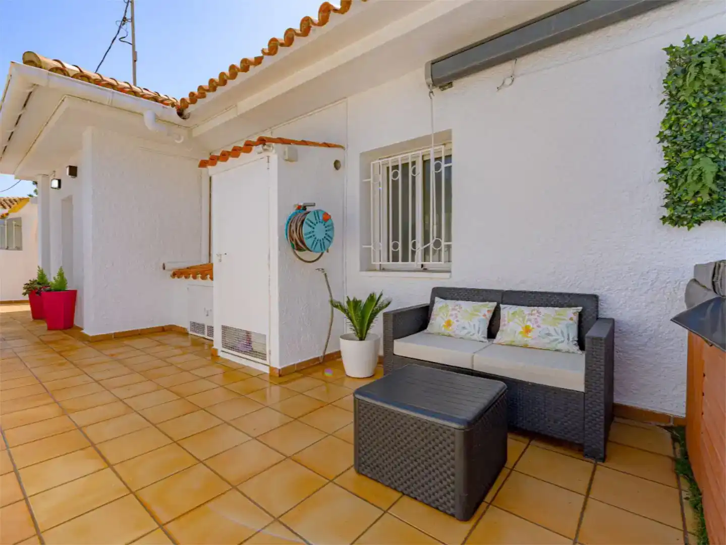 Terrassa de Pis en venda en La Nucia amb Aire condicionat, Jardí privat i Piscina