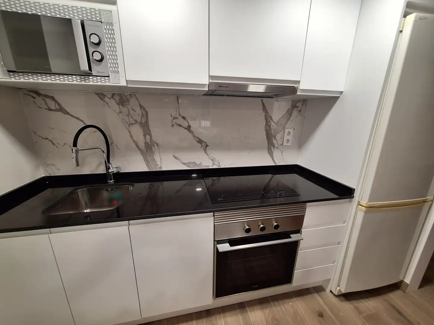 Flat with lift to rent in Santa Pola ciudad, imagen 2