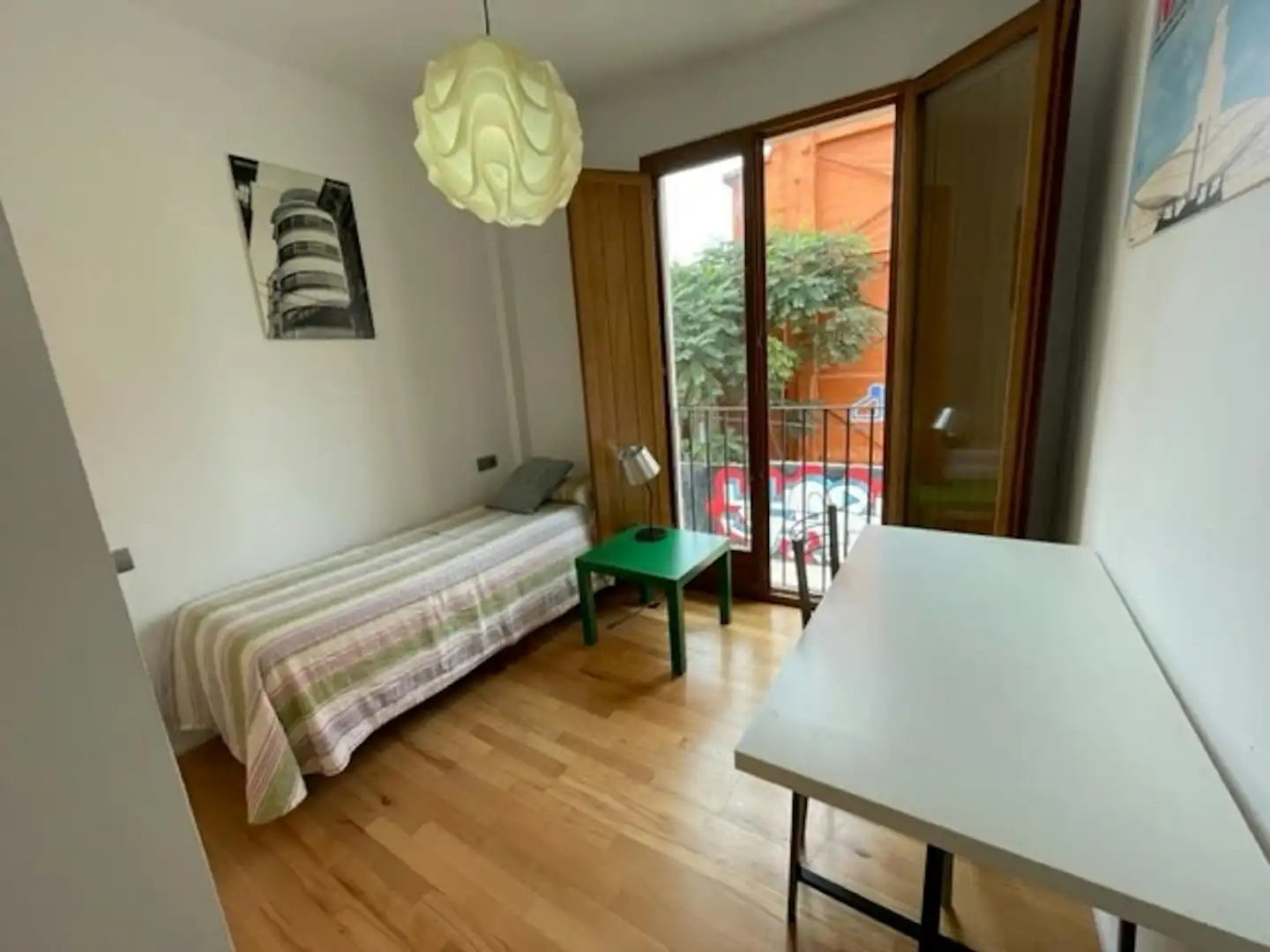 Bedroom of Flat for rent in Valencia  with Air Conditioner, Furnished and Washing machine