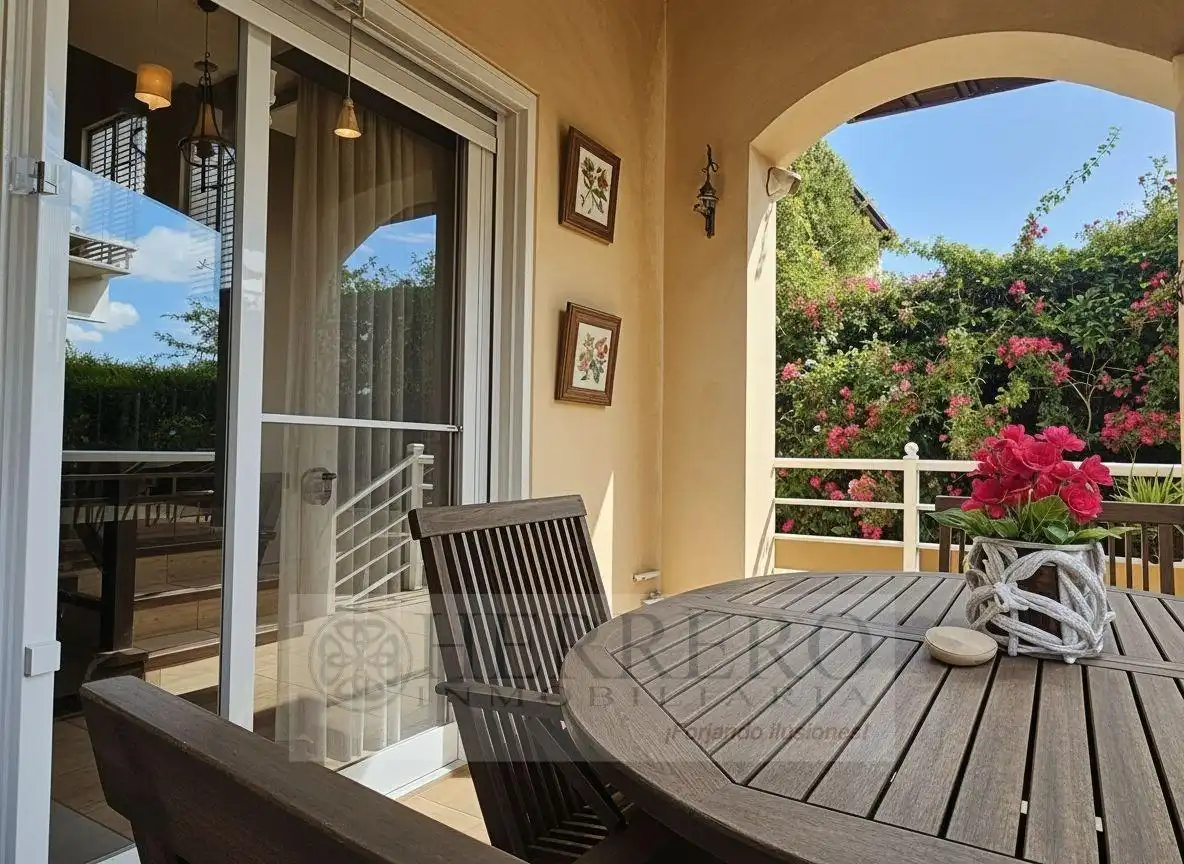 Terraza de Casa adosada en venta en Gandia con Aire acondicionado, Calefacción y Jardín privado