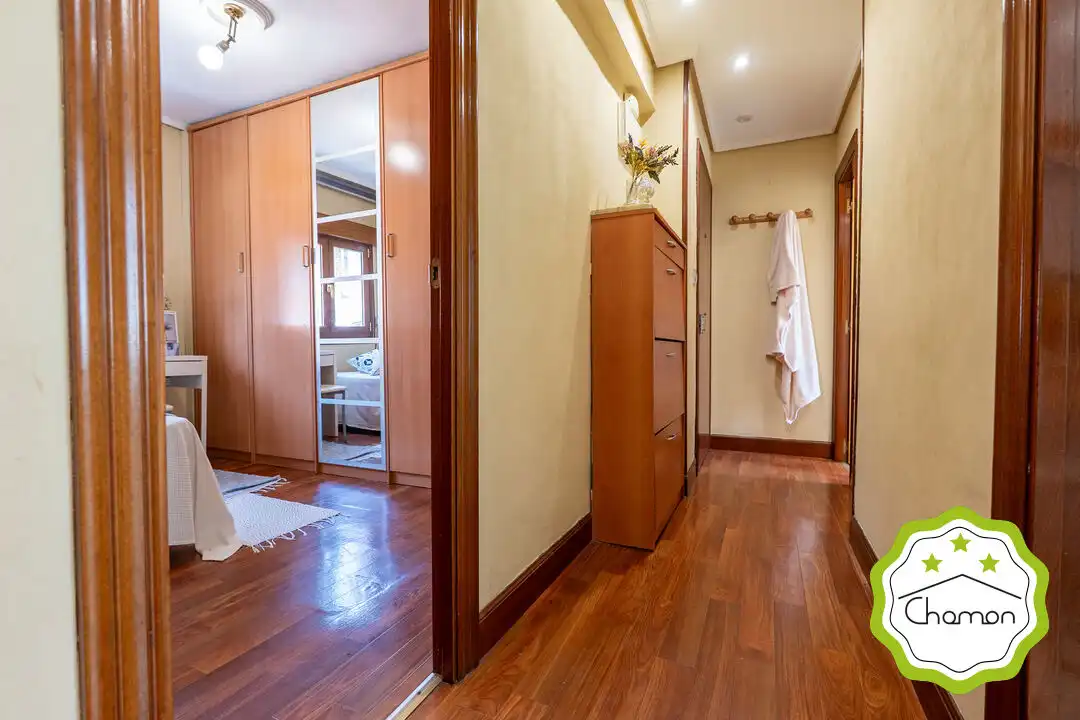 Piso en venta en Bilbao  con Calefacción, Jardín privado y Amueblado