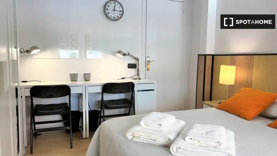 Room in El Guinardó