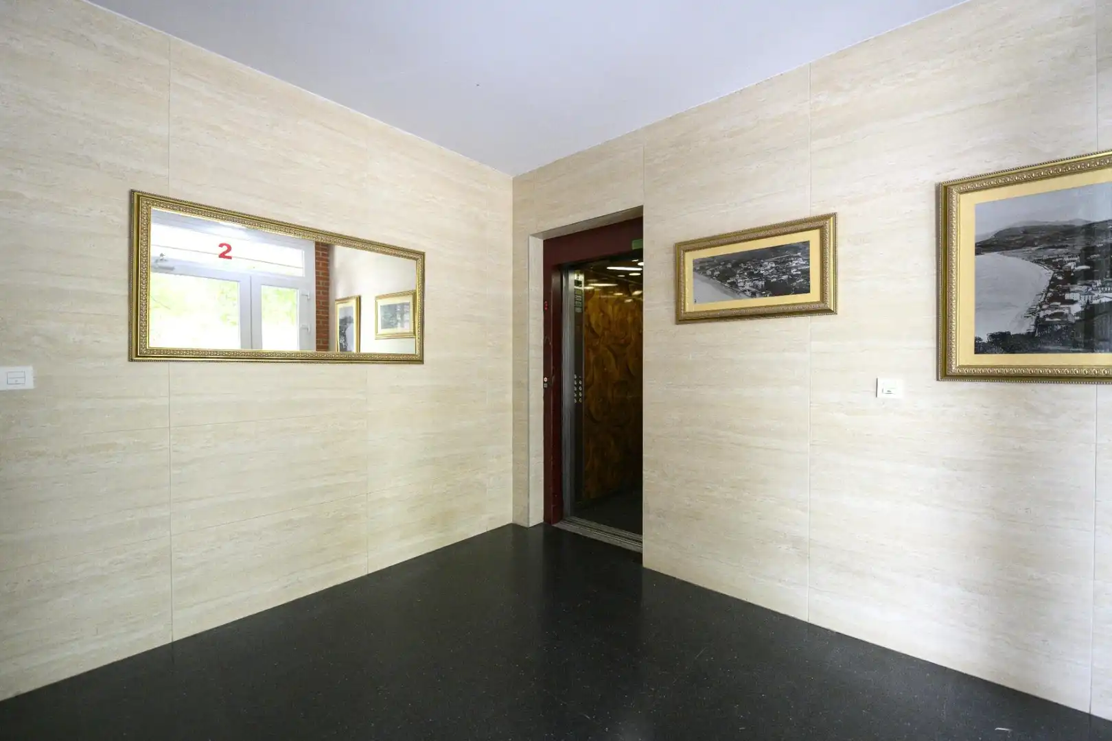 Piso en venta en Zarautz con Calefacción y Trastero