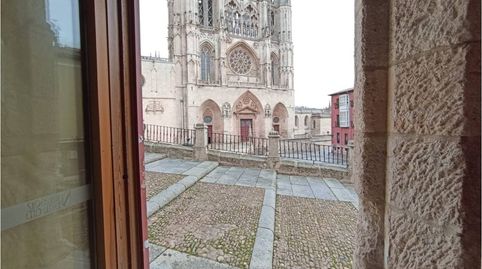 Foto 4 de Piso en venta en Plaza Santa María, Casco Antiguo, Burgos Capital