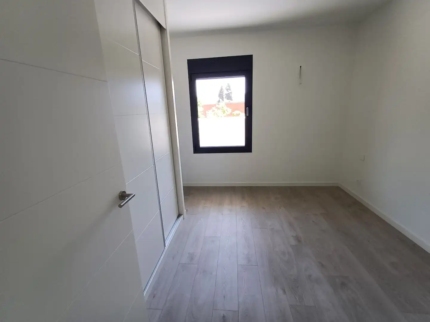Bedroom of Flat for rent in Esplugues de Llobregat  with Air Conditioner, Heating and Parquet flooring