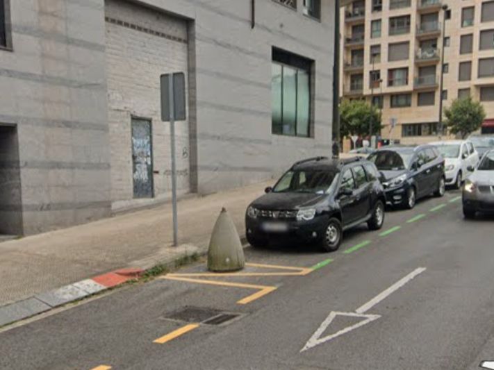 Aparcament de Local en venda en Bilbao 