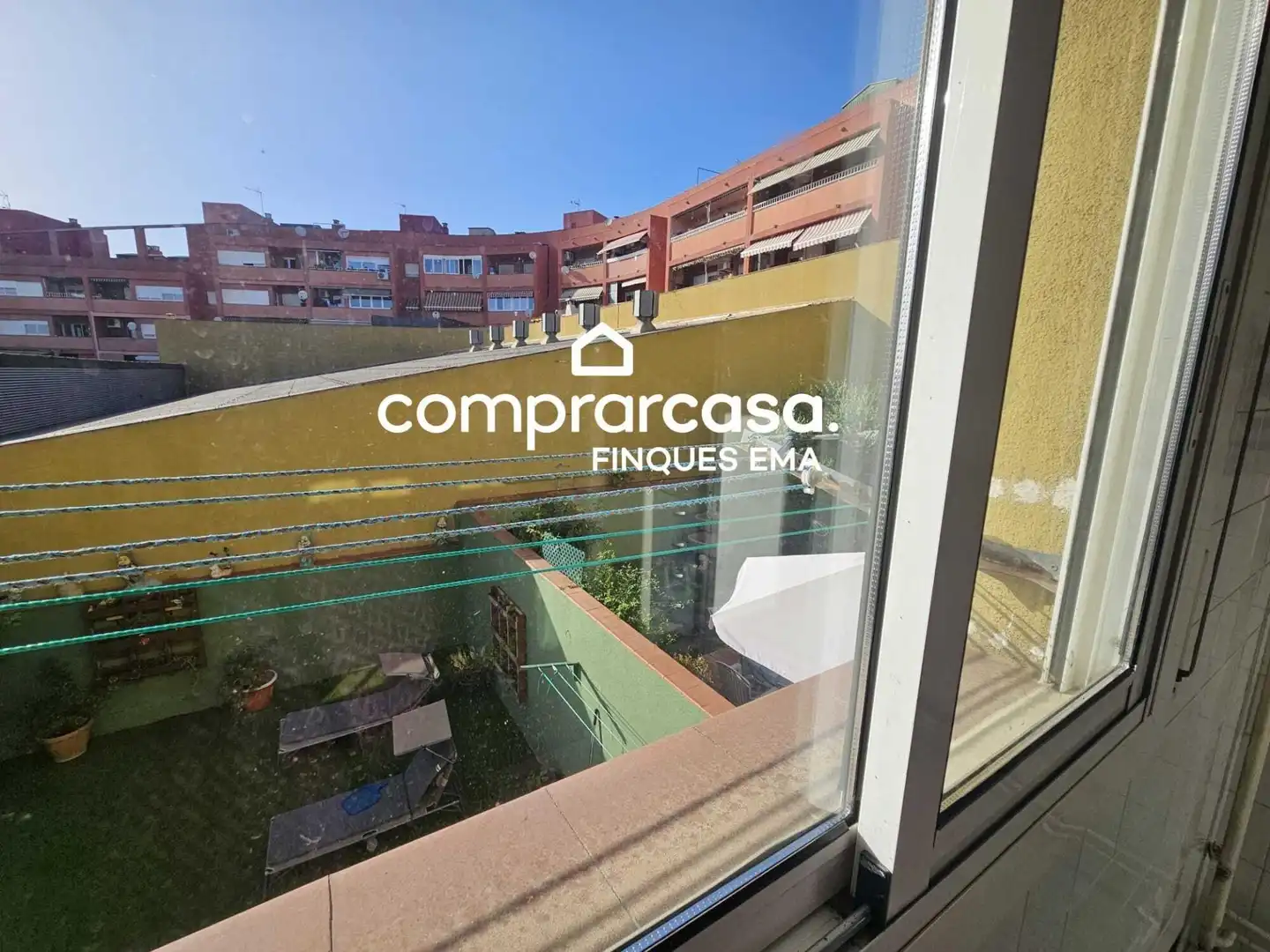 Vista exterior de Dúplex en venta en Mollet del Vallès con Balcón