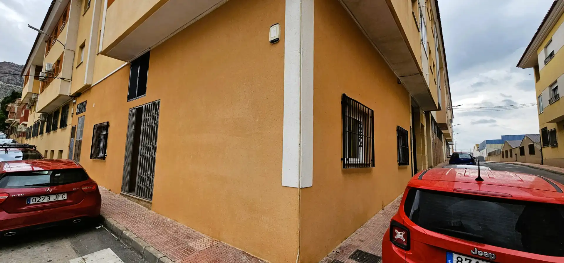 Vista exterior de Planta baja en venta en Alhama de Murcia con Aire acondicionado, Trastero y Internet