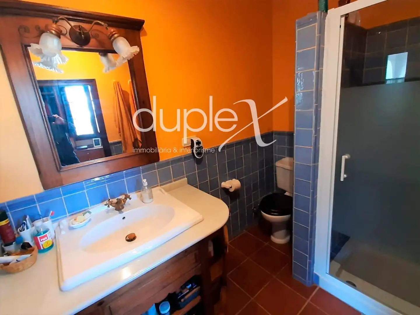 Baño de Finca rústica en venta en Òrrius con Aire acondicionado, Jardín privado y Terraza