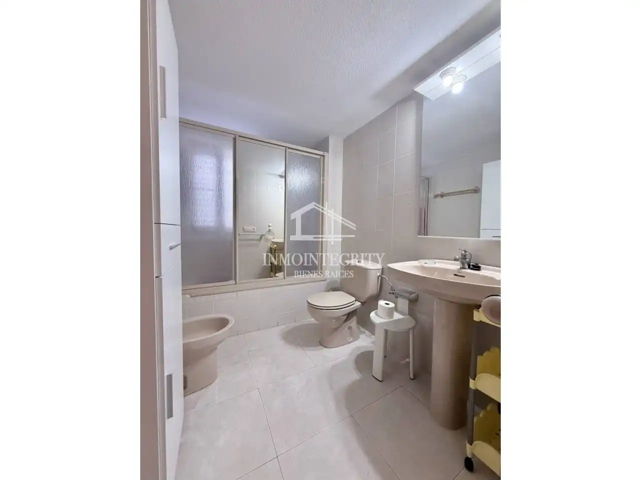 Bany de Apartament en venda en Oropesa del Mar / Orpesa amb Terrassa, Traster i Moblat