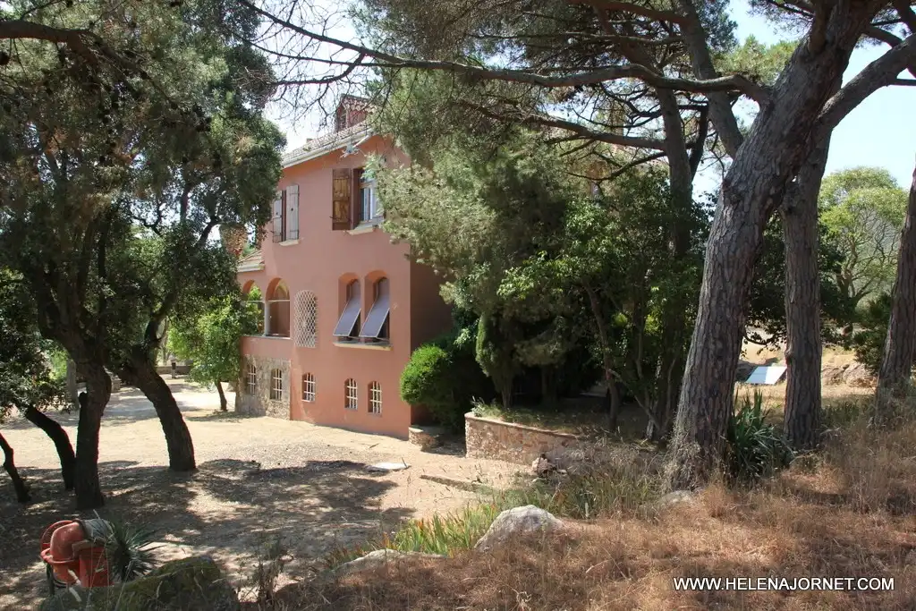 Vista exterior de Casa o xalet en venda en Sant Feliu de Guíxols amb Calefacció