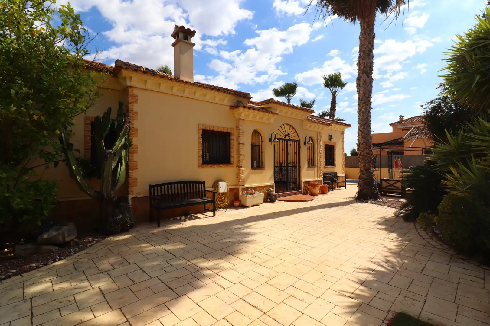 Jardí de Casa o xalet en venda en Daya Vieja amb Terrassa i Traster