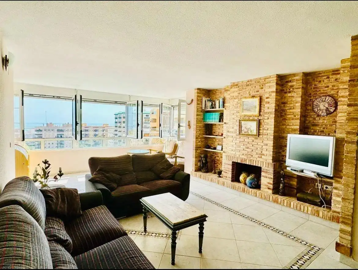 Living room of Flat for sale in Sueca  with Air Conditioner, Private garden and Storage room
