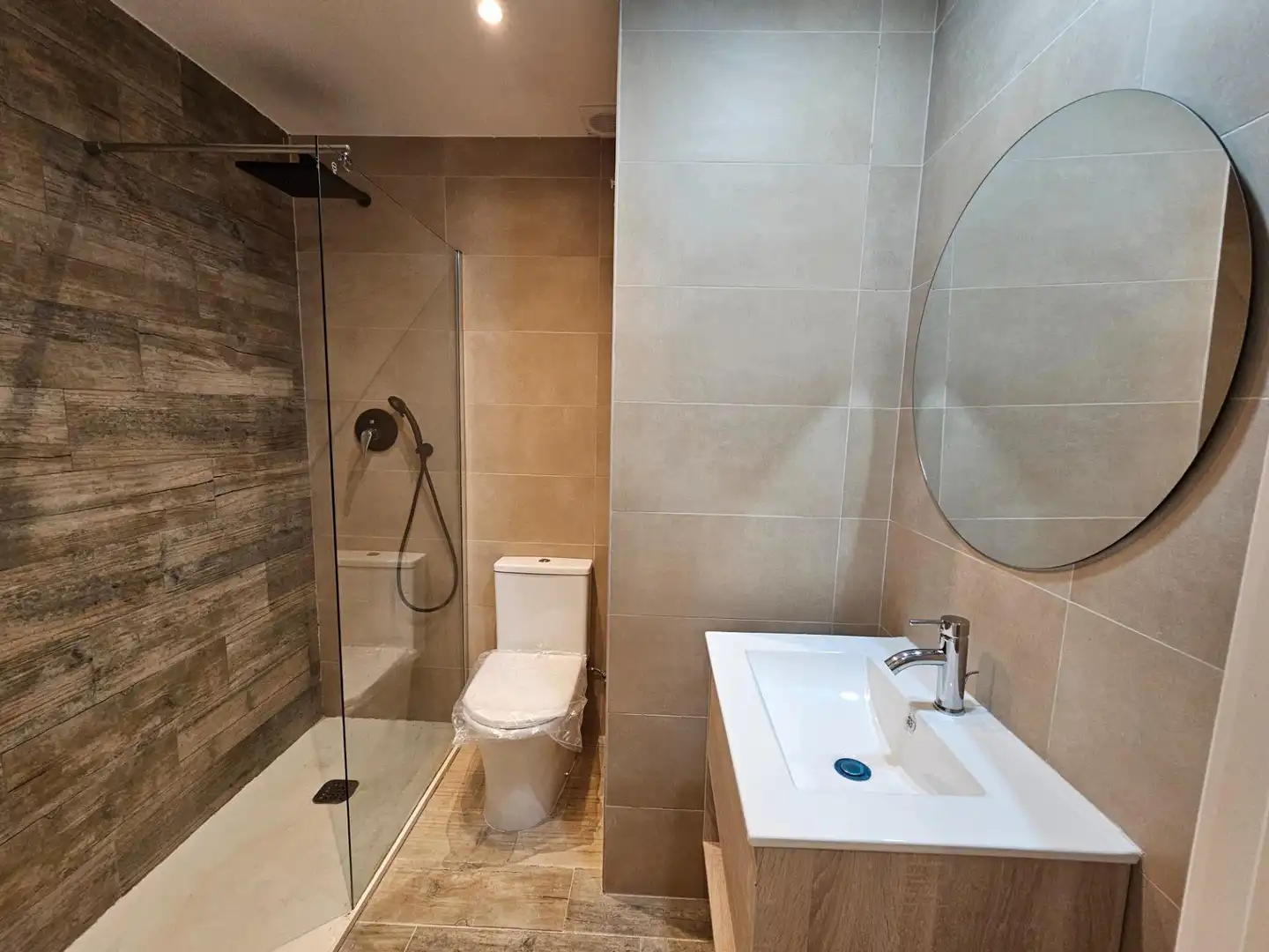 Baño de Planta baja en venta en Moncada con Terraza y Amueblado