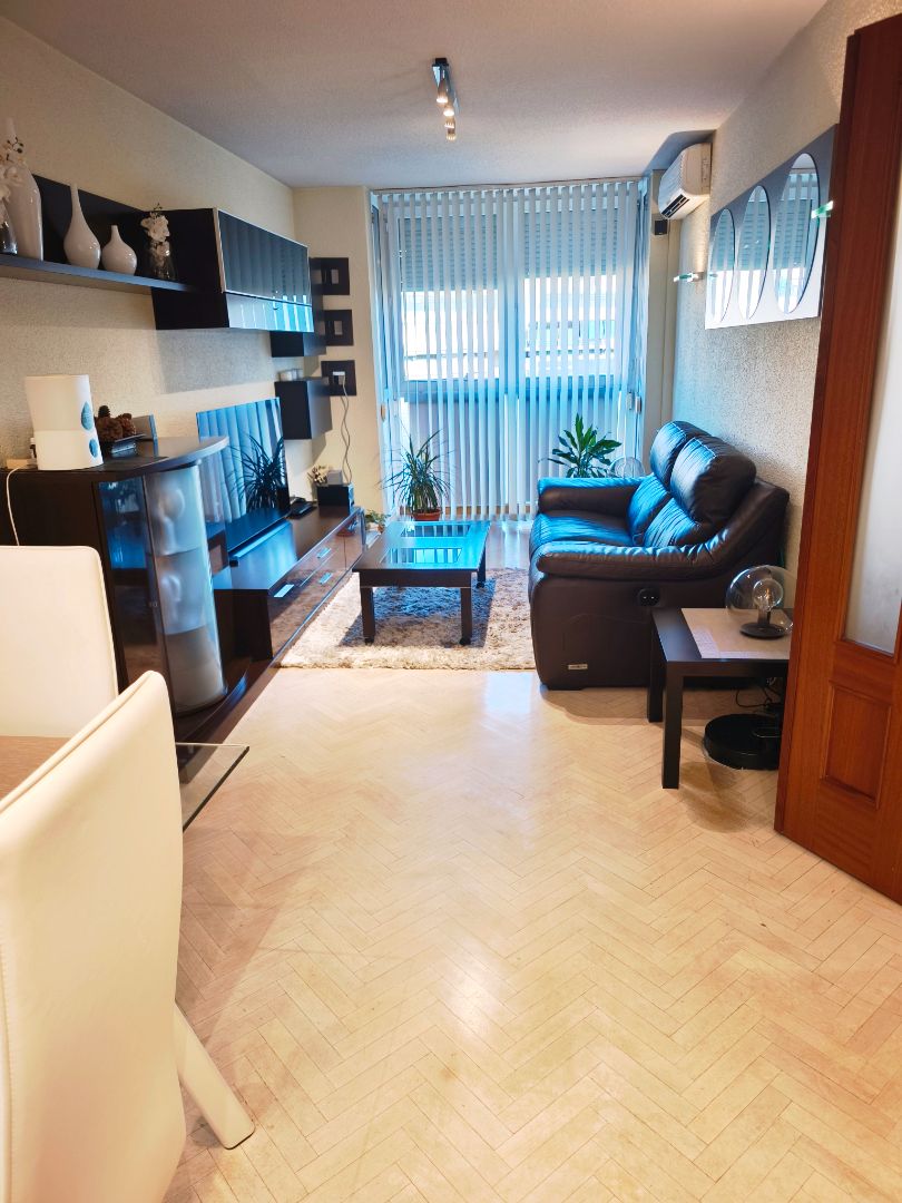 Living room of Duplex for sale in Parla  with Air Conditioner, Heating and Storage room