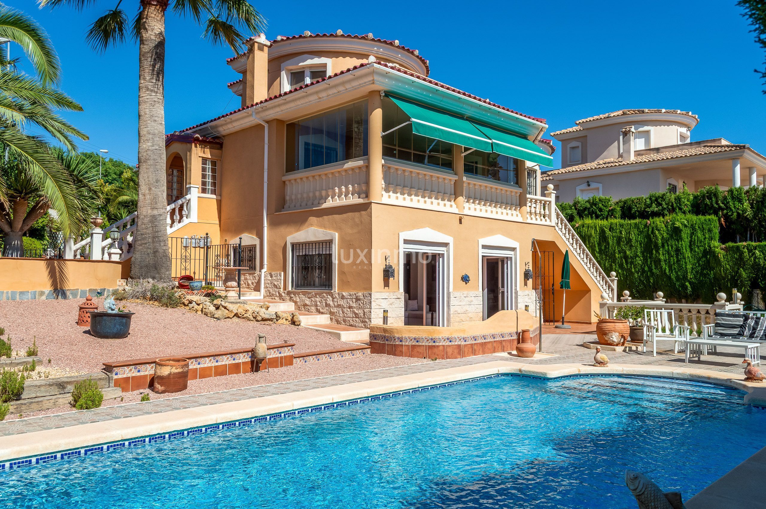 Exterior view of House or chalet for sale in Mutxamel  with Air Conditioner, Terrace and Storage room