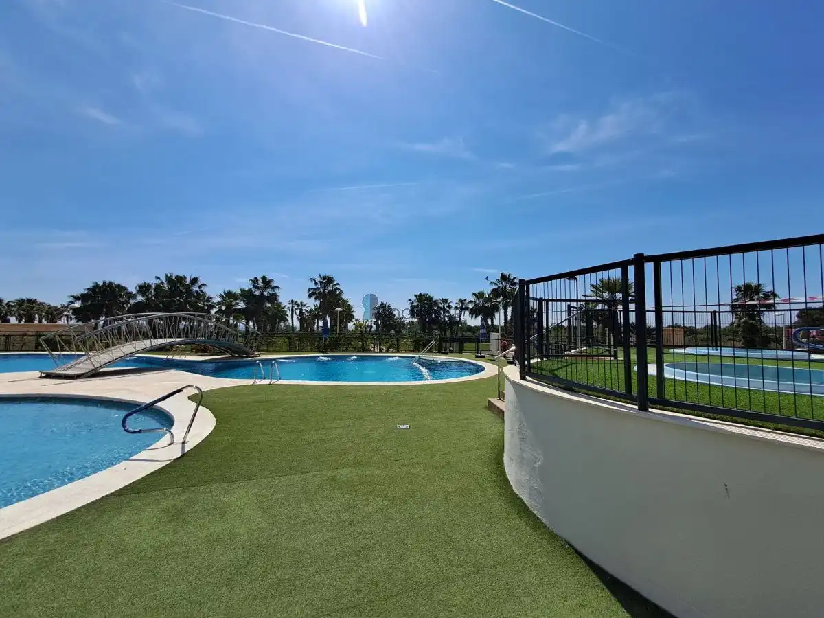 Piscina de Apartament en venda en Oropesa del Mar / Orpesa amb Aire condicionat, Calefacció i Terrassa
