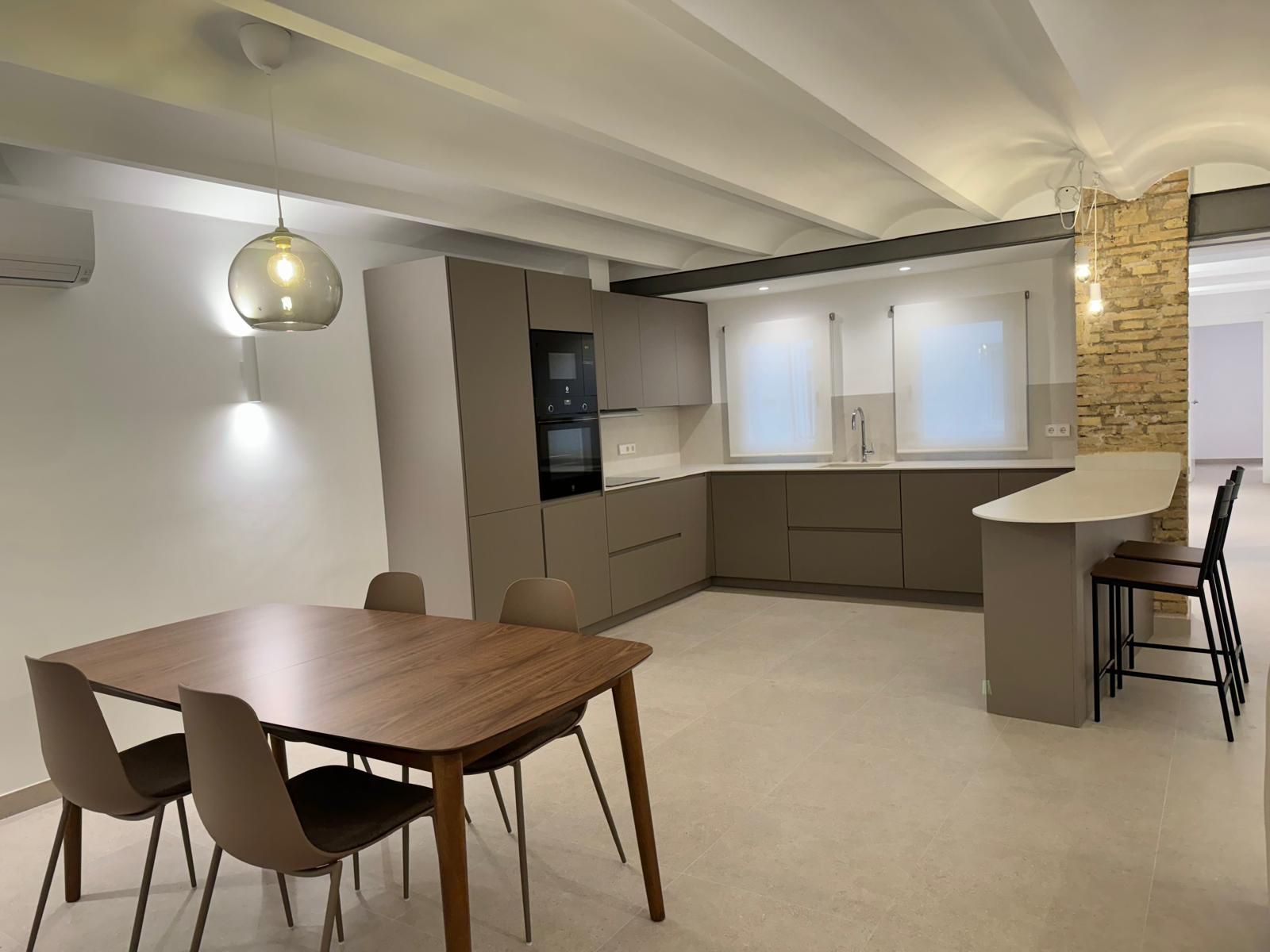 Kitchen of Flat to rent in  Valencia Capital  with Air Conditioner, Heating and Furnished