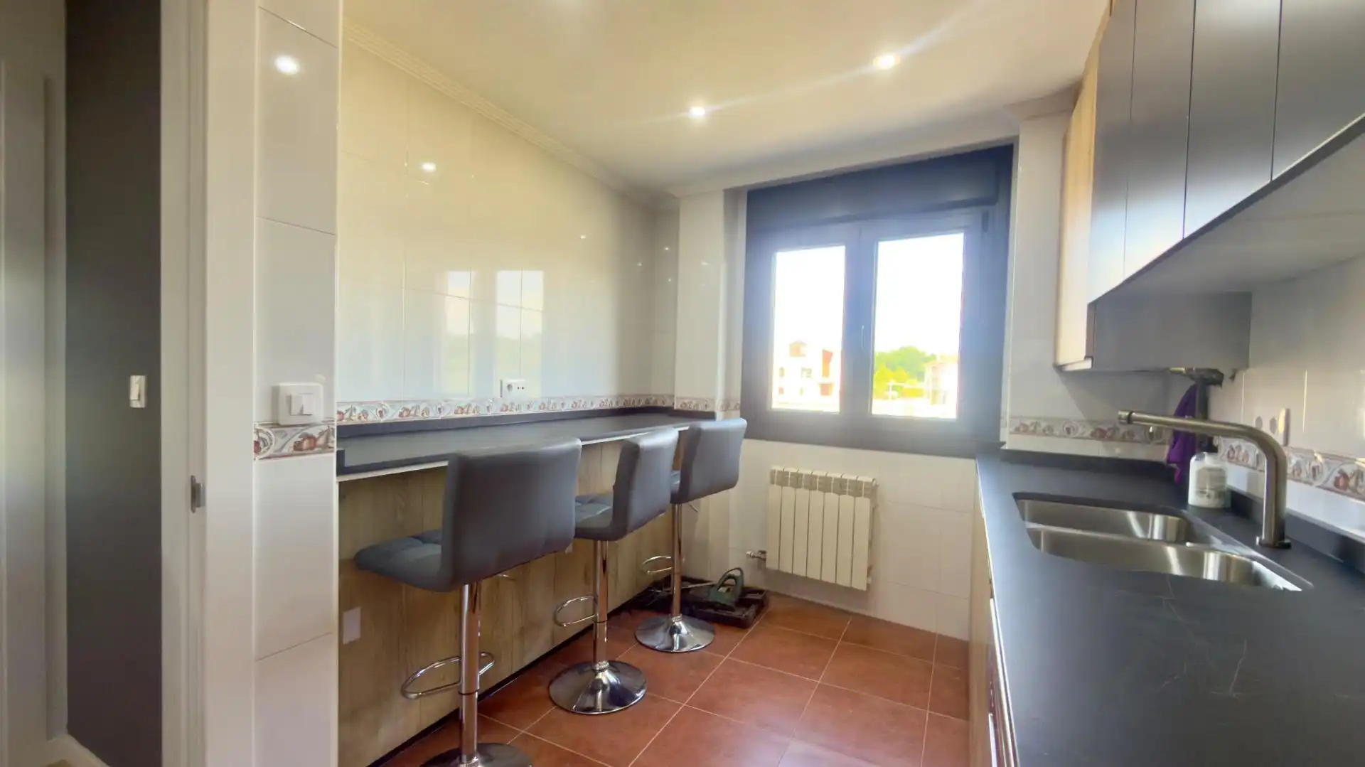 Kitchen of Flat for sale in O Carballiño    with Heating, Storage room and Furnished