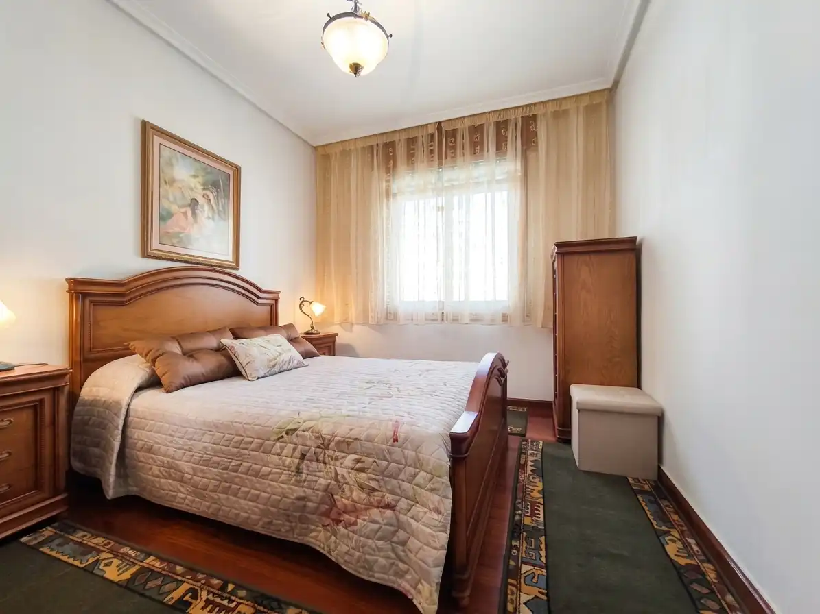 Habitación de Piso en venta en Verín con Calefacción, Trastero y Amueblado