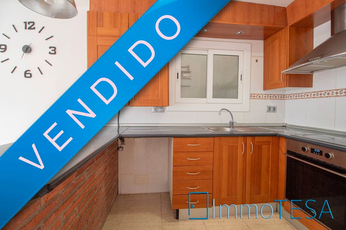 Kitchen of Flat for sale in Barberà del Vallès  with Heating