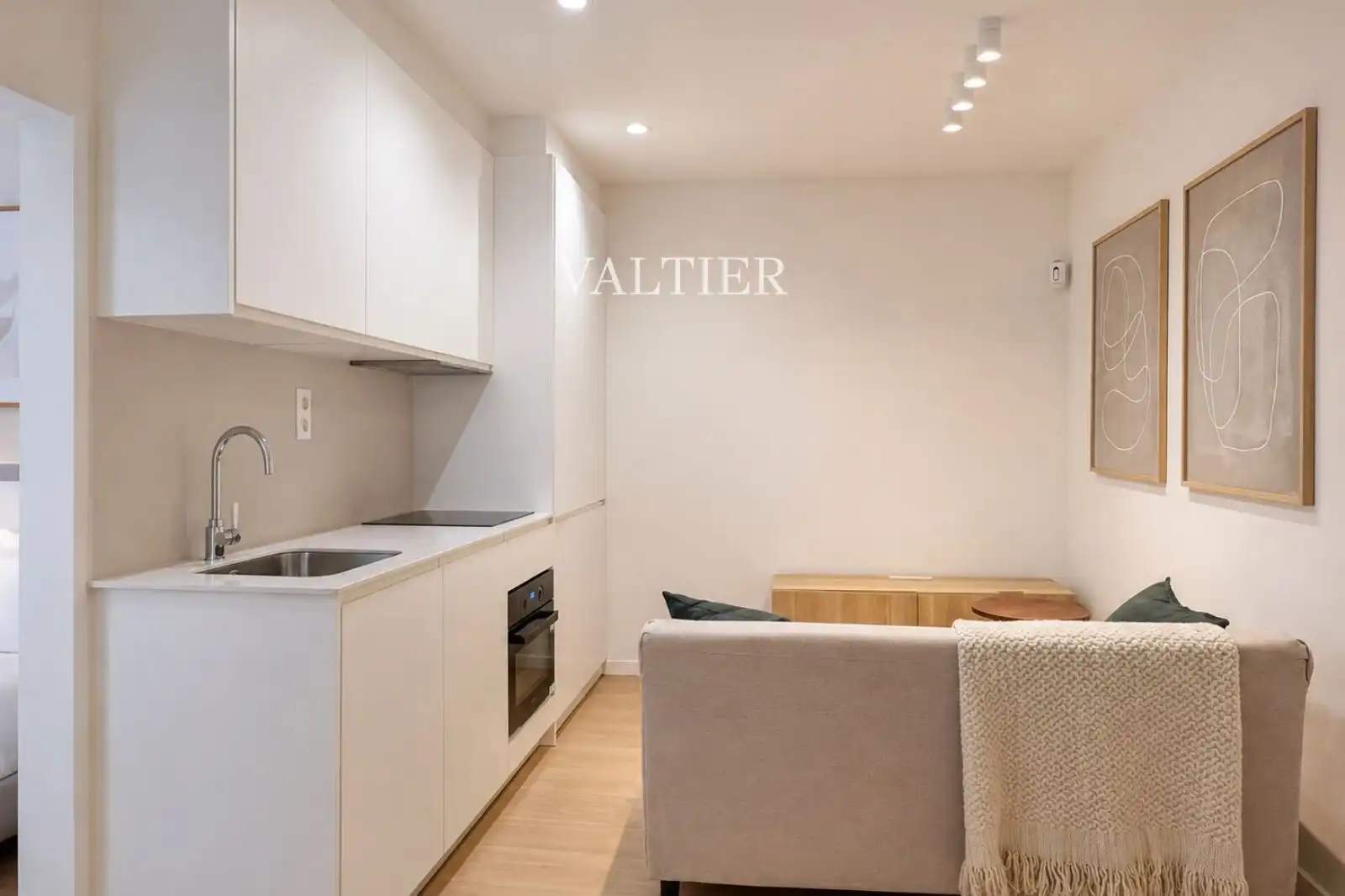 Kitchen of Flat for rent in Madrid  with Air Conditioner, Heating and Furnished