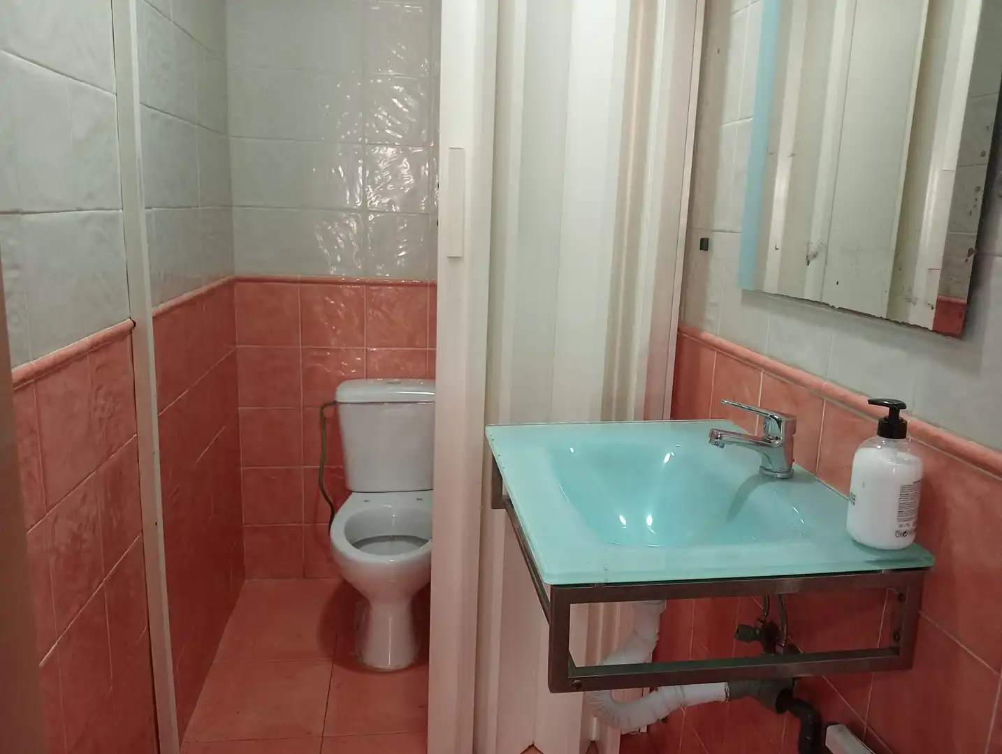 Baño de Local en traspaso en Vila-real con Terraza y Amueblado