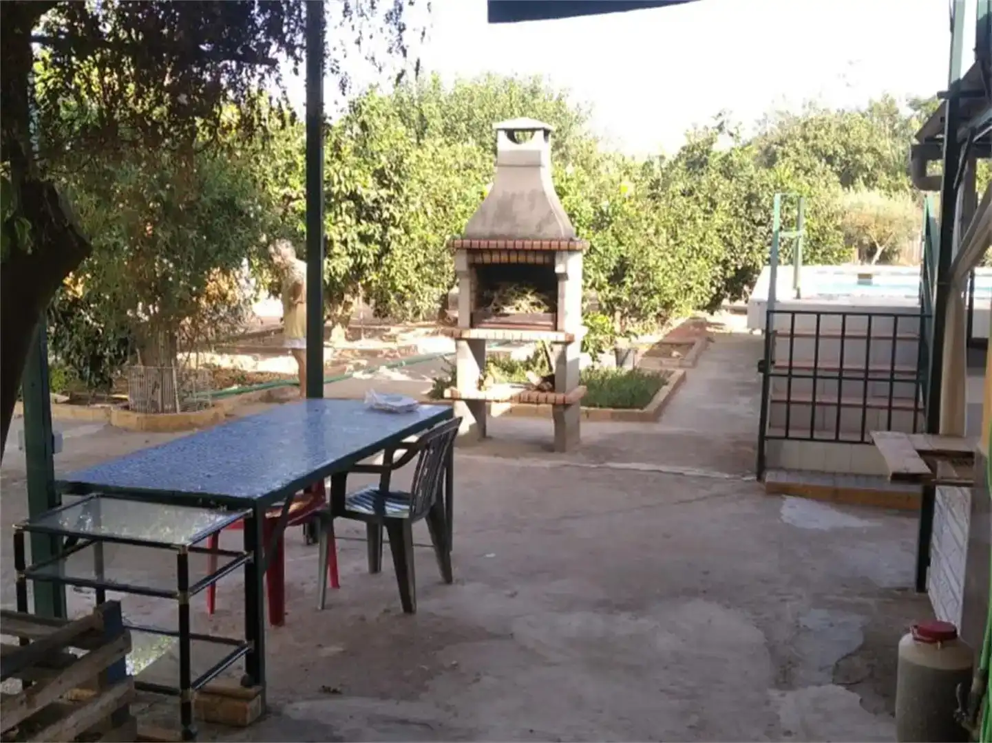Terrassa de Finca rústica en venda en Almodóvar del Río amb Aire condicionat i Piscina
