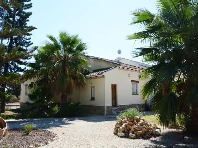 Vista exterior de Casa o xalet en venda en Alicante / Alacant