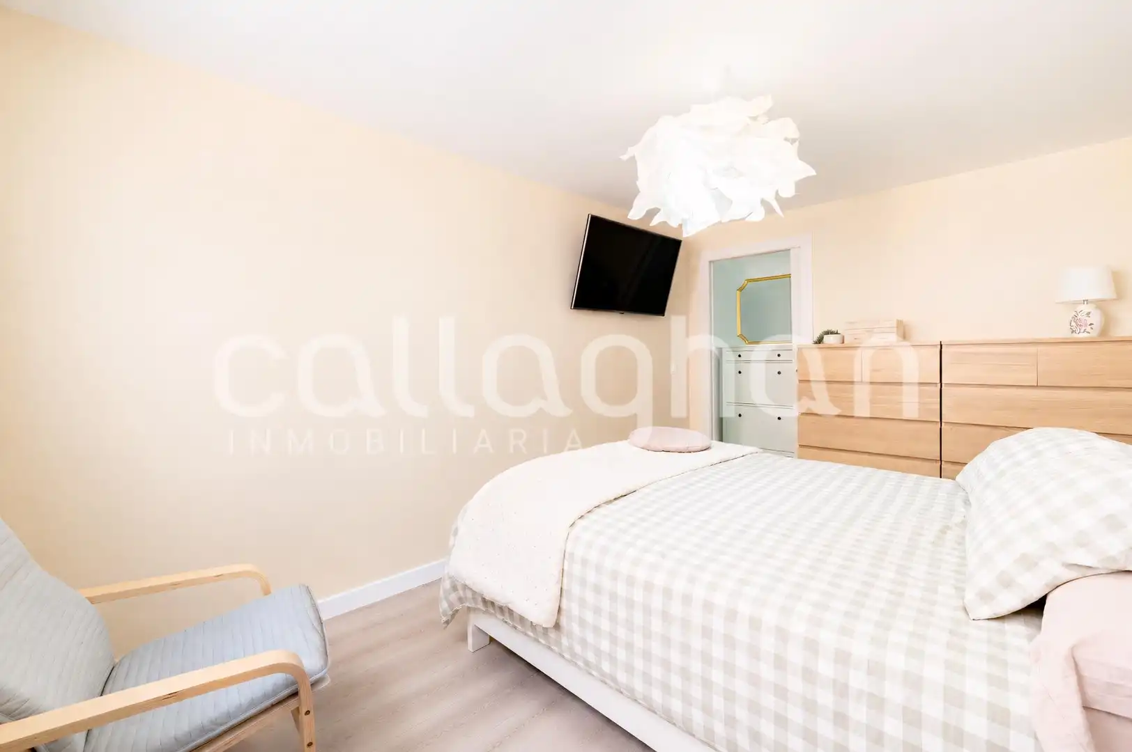 Habitación de Piso en venta en Valencia con Aire acondicionado, Calefacción y Amueblado