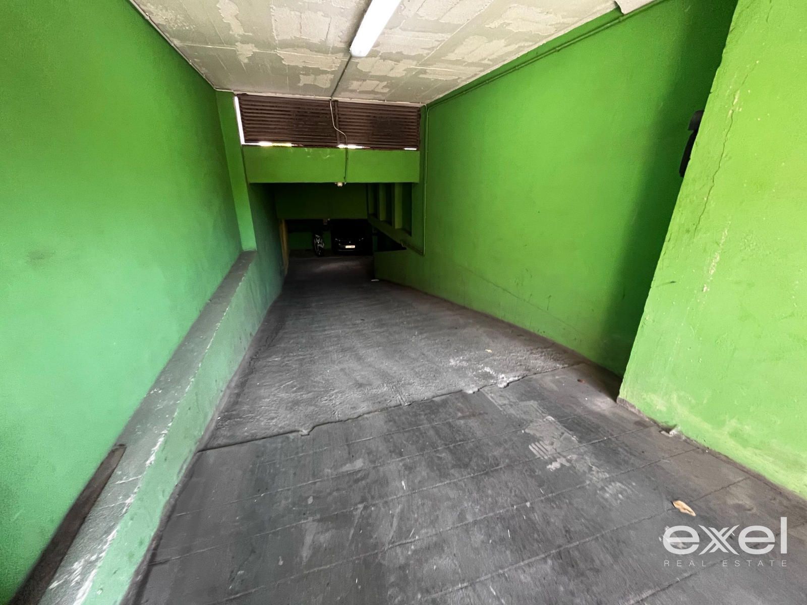 Garage for sale in Sant Joan Despí