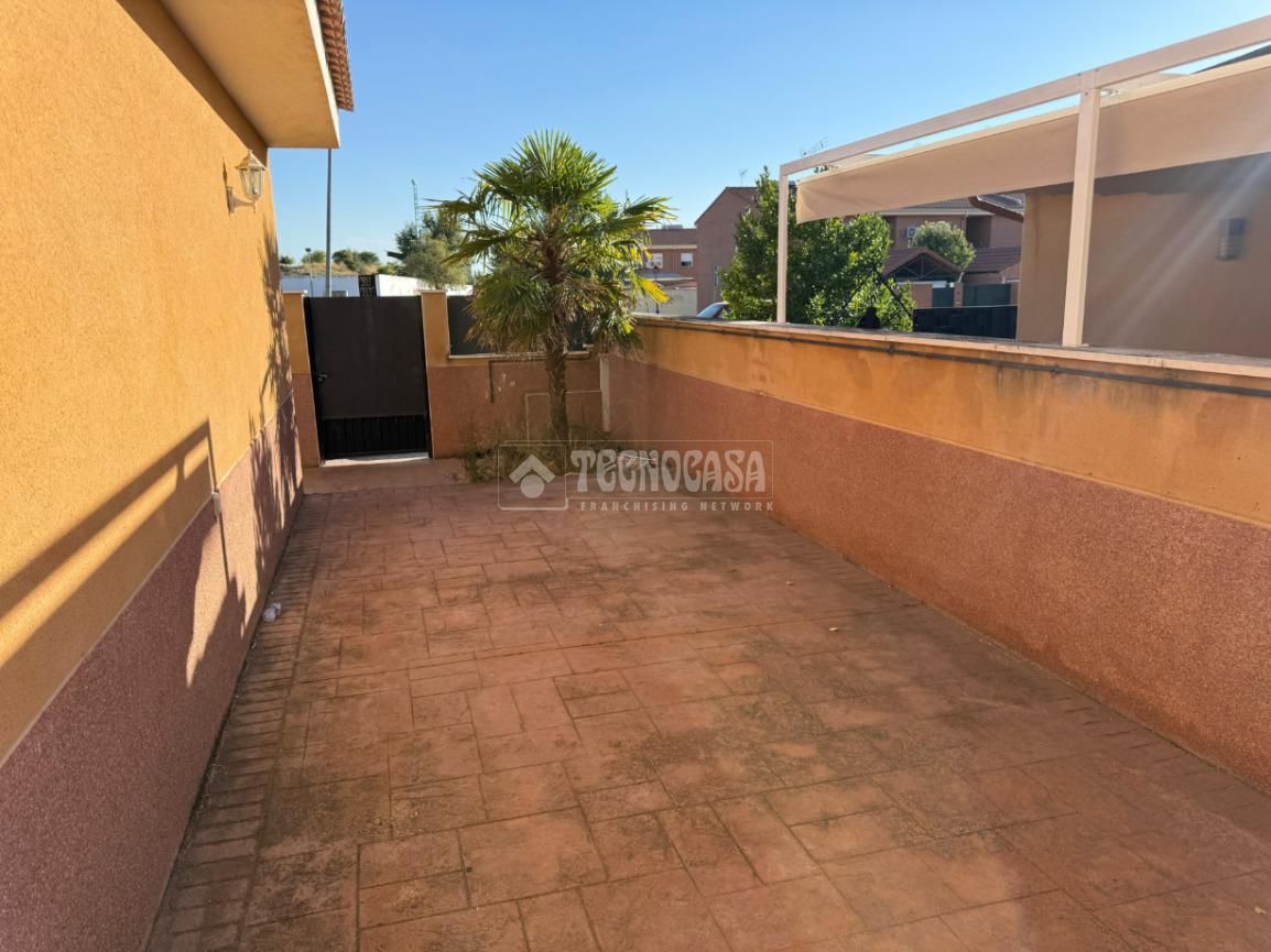Terrace of House or chalet for sale in Seseña  with Storage room