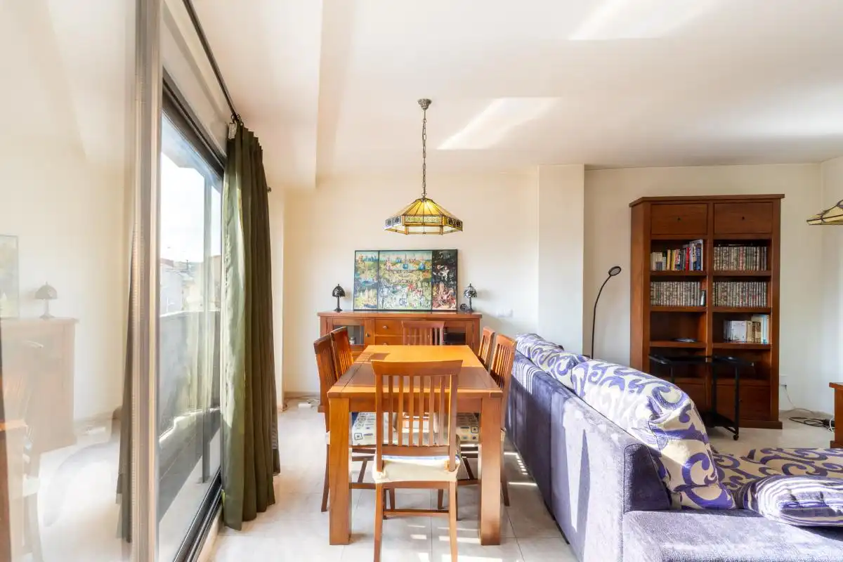 Esszimmer von Wohnung zum Verkauf in Montserrat mit Klimaanlage und Heizung