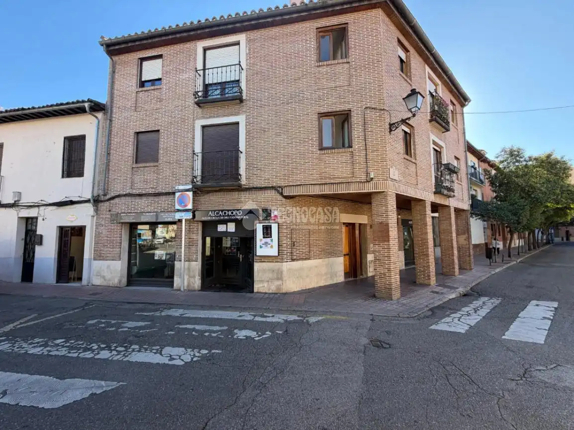 Local comercial de lloguer a Casco histórico