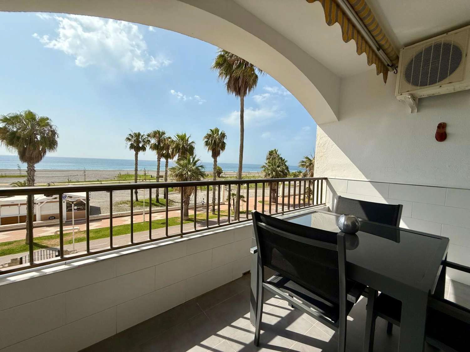 Apartment to rent in N/A, Playa de Granada