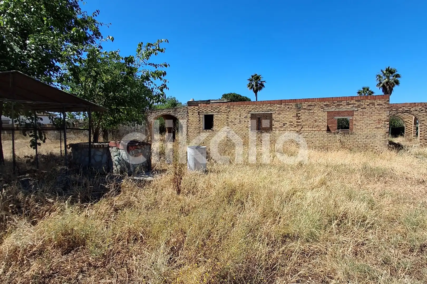 Houses for sale in Carmona  with Private garden, Storage room and Swimming Pool