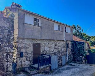 Exterior view of Single-family semi-detached for sale in A Cañiza    with Terrace