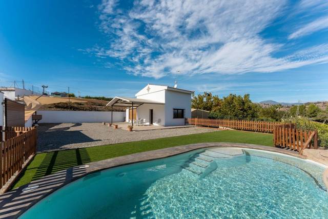 Finca rústica en Venta en Coín