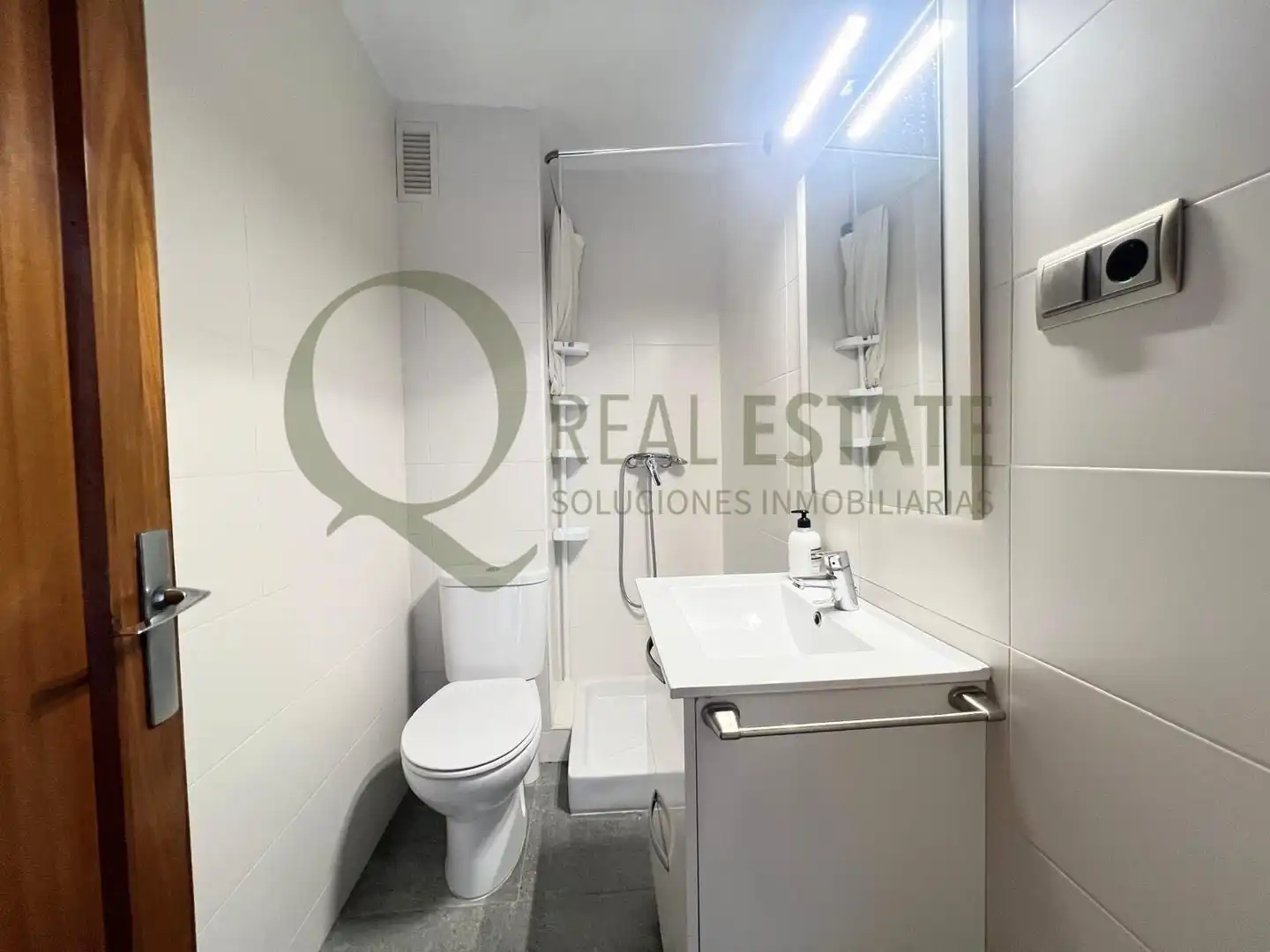 Baño de Piso en venta en Agost con Balcón