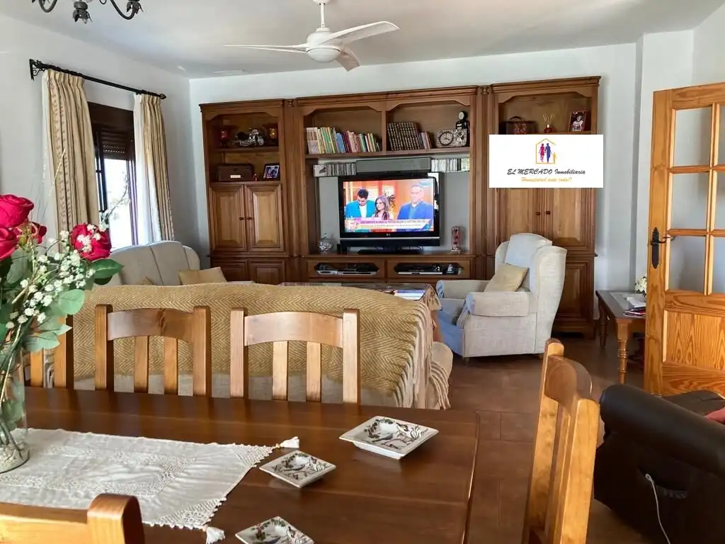 Chalet con jardín en venta en Medina Sidonia, imagen 9