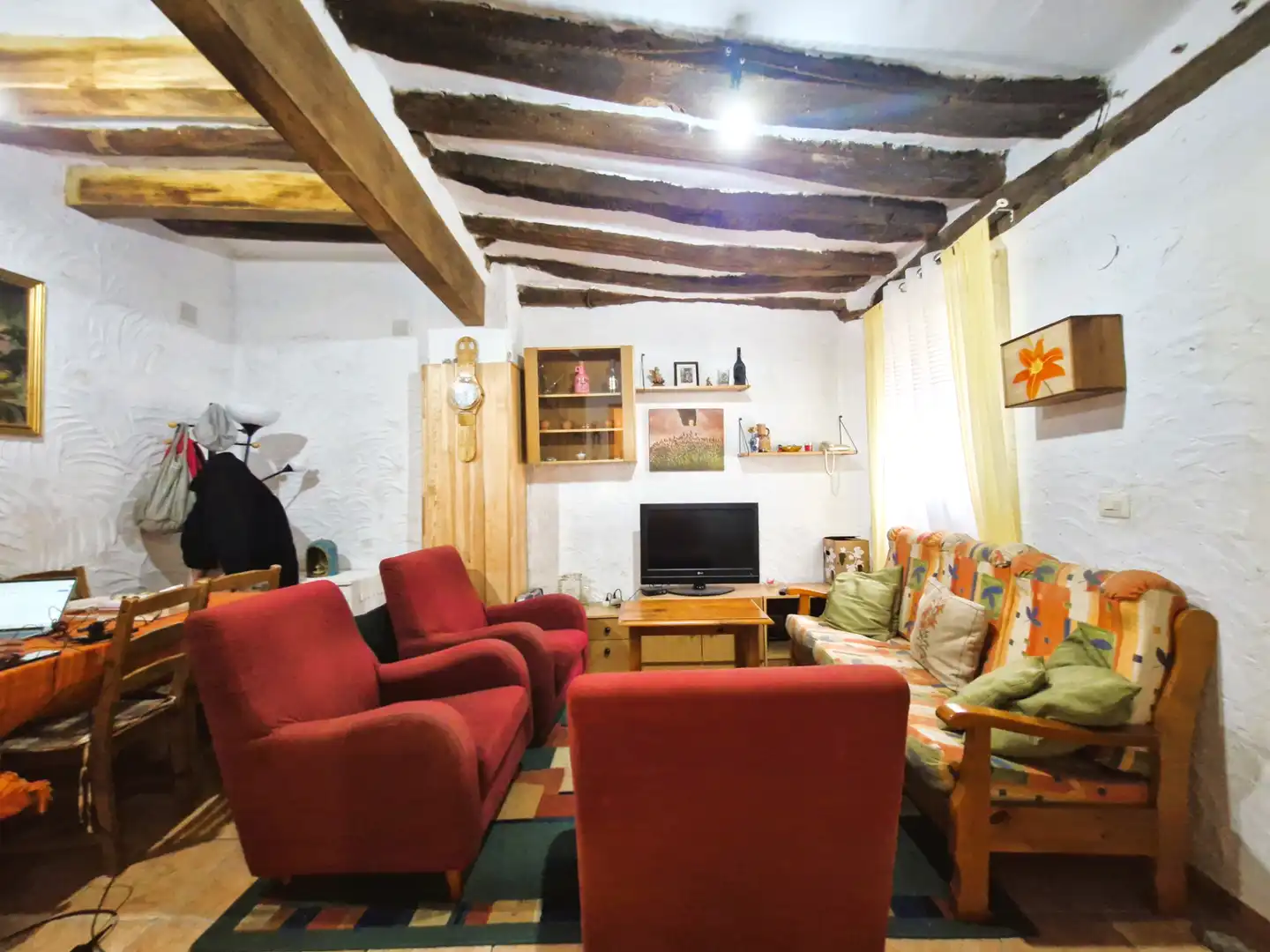 Sala d'estar de Finca rústica en venda en Arnedillo amb Calefacció, Traster i Moblat
