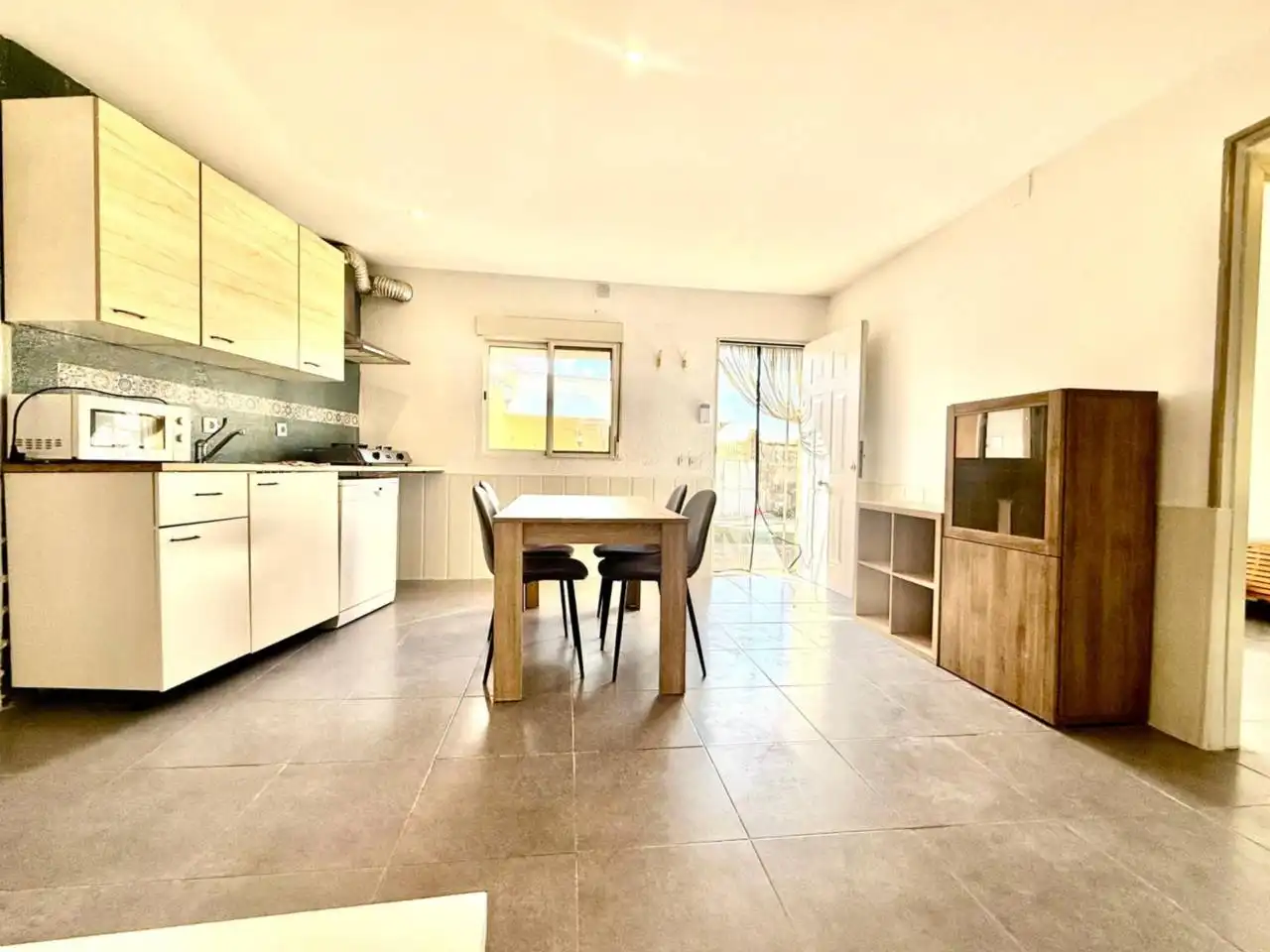 Kitchen of Houses for sale in Carriches  with Private garden and Swimming Pool