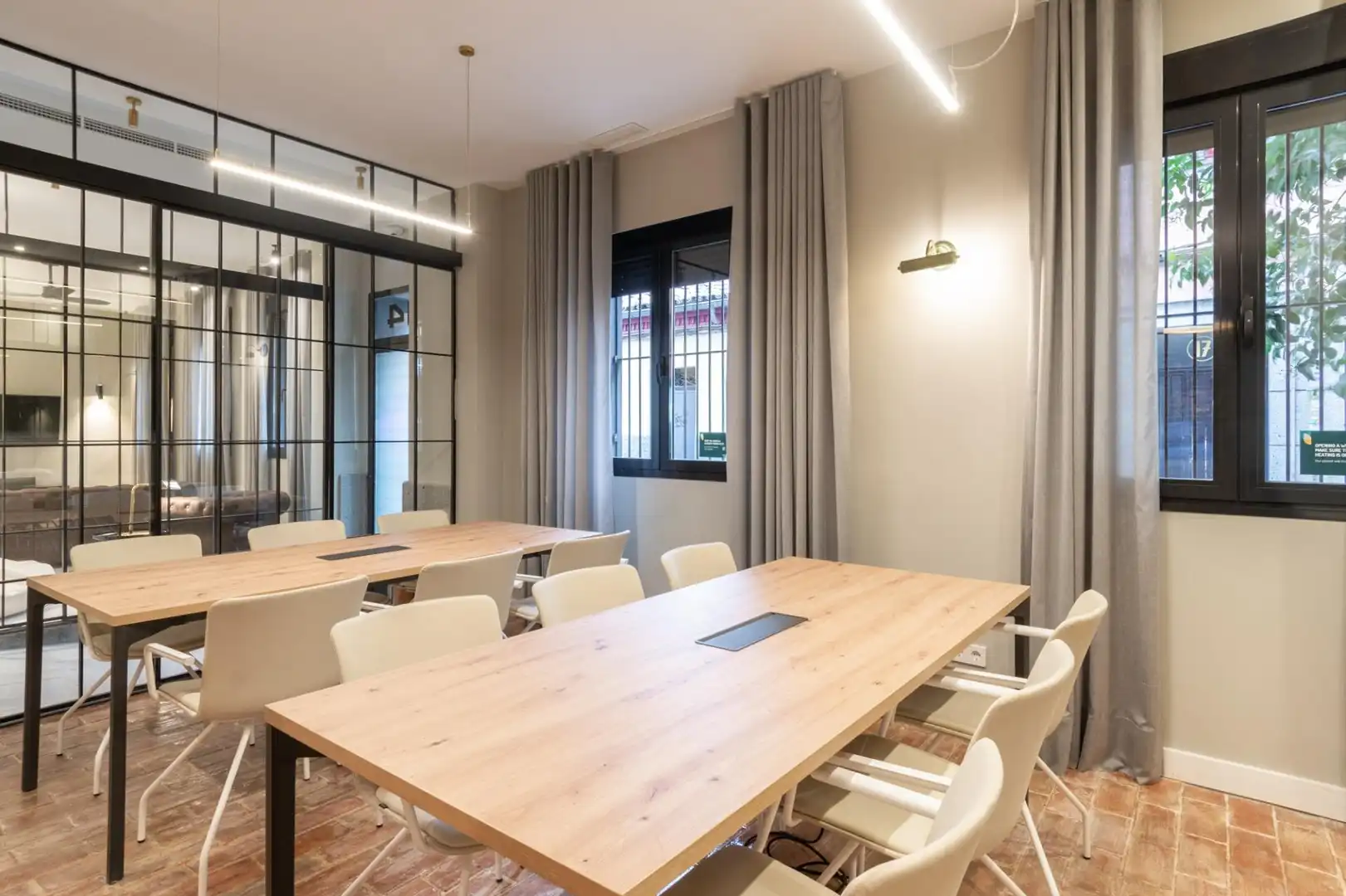 Dining room of Study for rent in Madrid  with Air Conditioner, Heating and Furnished