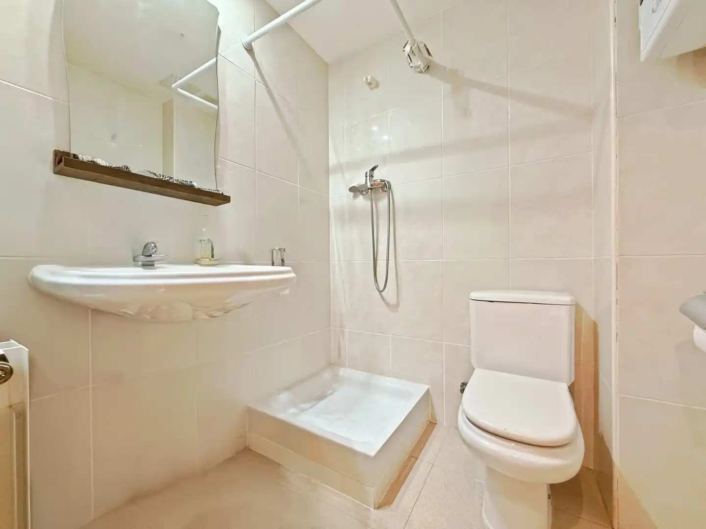 Baño de Dúplex en venta en Viladecans con Aire acondicionado, Calefacción y Parquet
