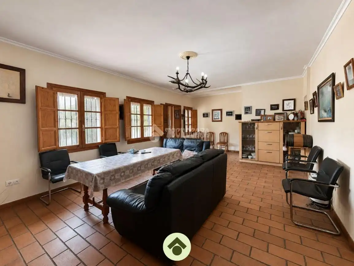 Sala de estar de Finca rústica en venta en Adamuz con Aire acondicionado y Piscina