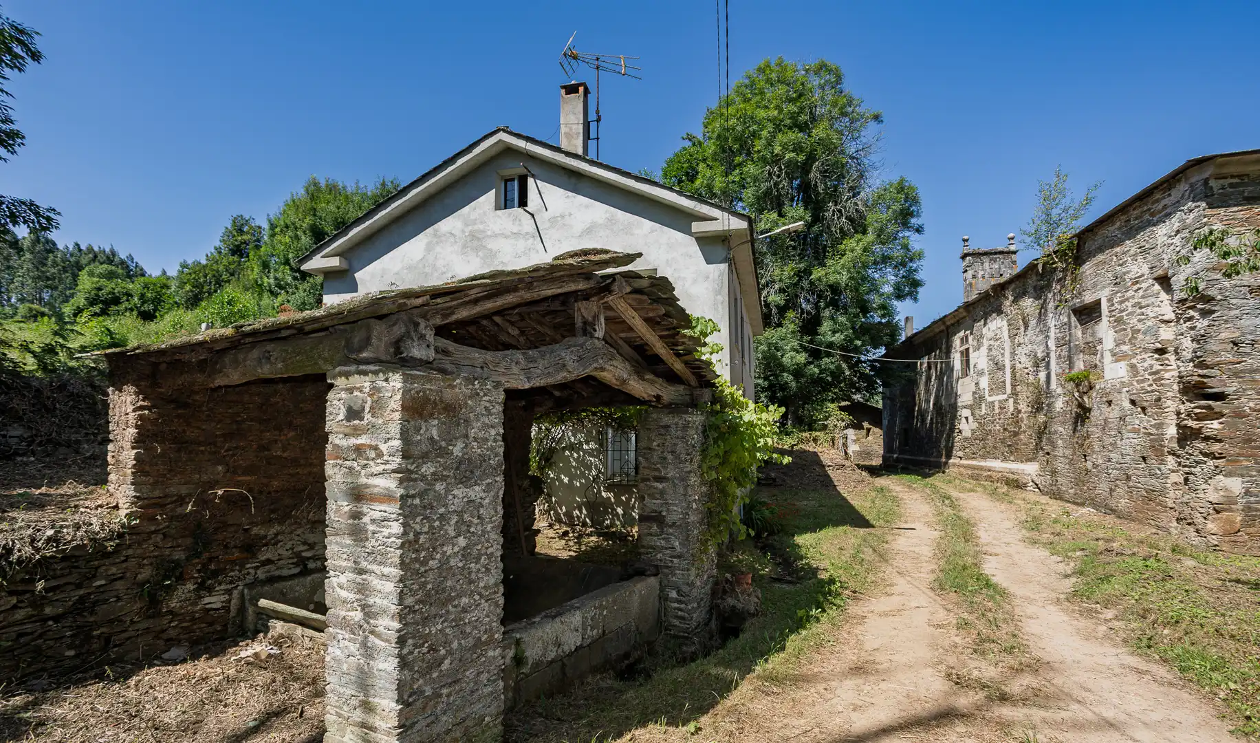 Vista exterior de Finca rústica en venta en Castroverde con Amueblado