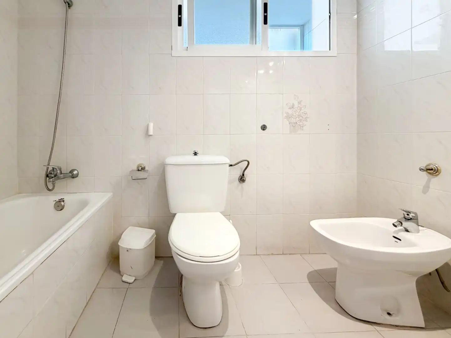 Baño de Apartamento en venta en El Campello con Balcón