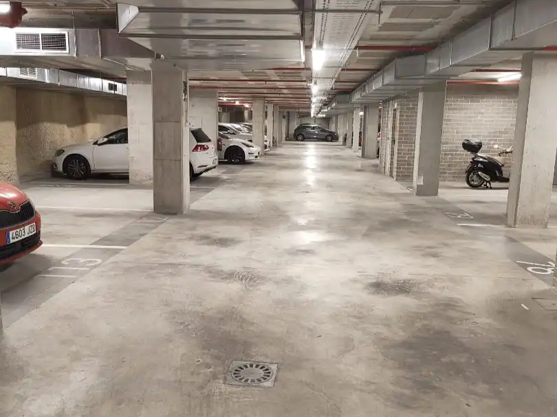 Individual for sale in Arcadi Casanovas 11, imagen 4